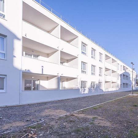 Ovelia Andrezieux-Boutheon - Les Demeures Du Forez Exterior photo